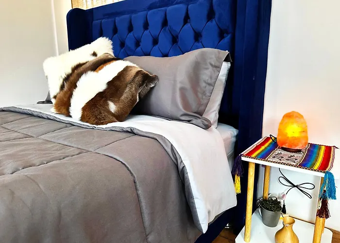 Condor's Nest Bed and breakfast