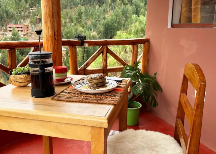 Bed and breakfast Condor's Nest Písac