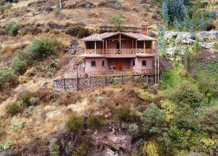 Bed and breakfast Condor's Nest Písac